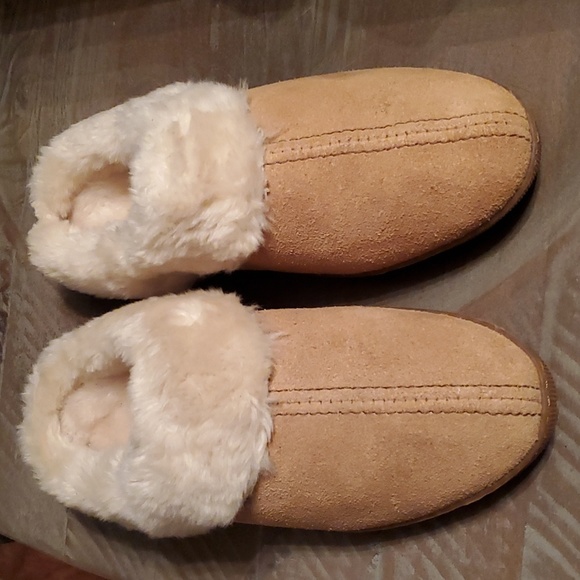 NIB MINNETONKA MOCCASINS - Picture 7 of 7